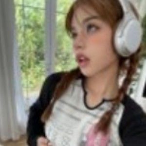 Meet your Posher, Devonna